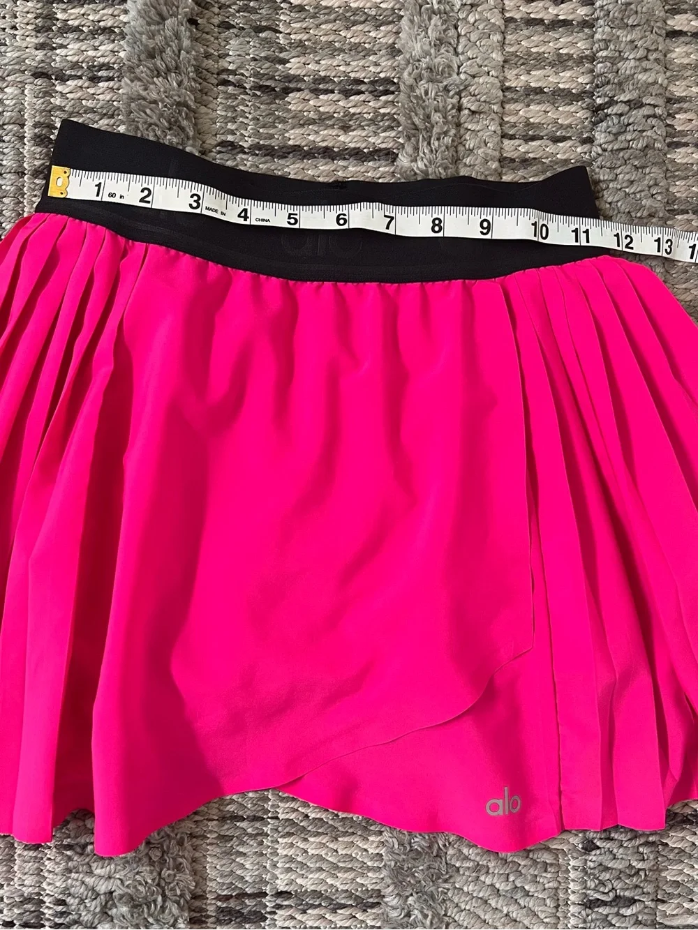 Alo Yoga Aces Tennis Golf Athletic Skirt Skirt w/ Shorts Hot Pink XS